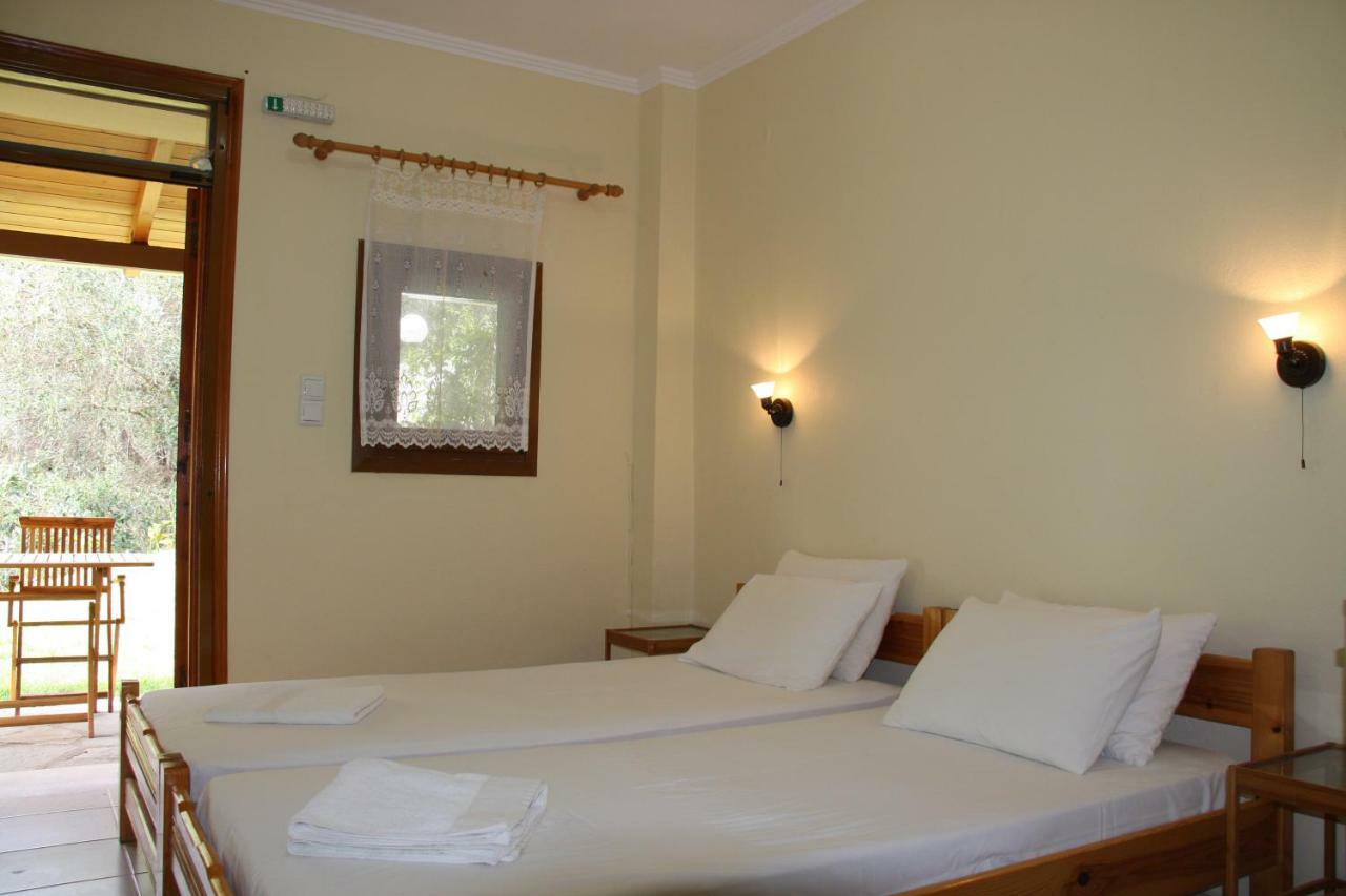 Katerina Rooms Sívota Esterno foto