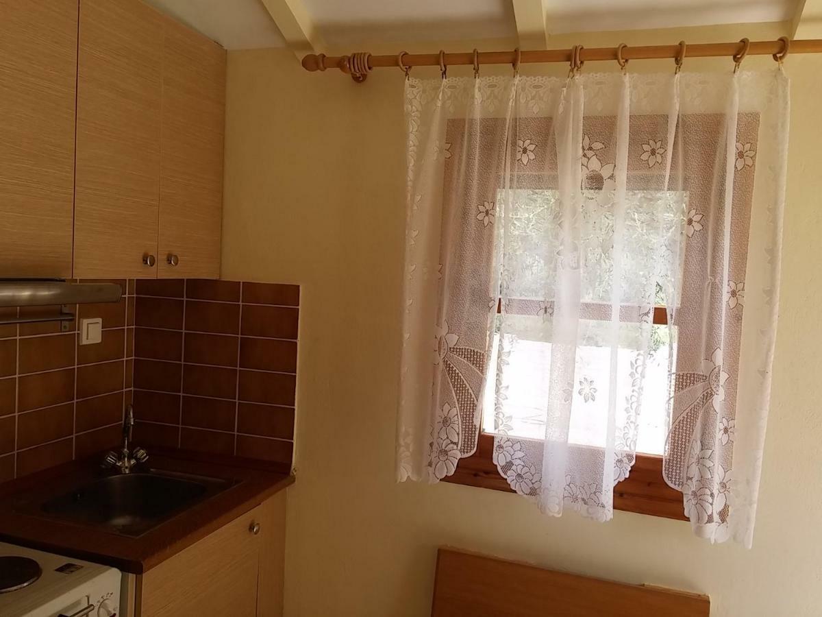 Katerina Rooms Sívota Esterno foto