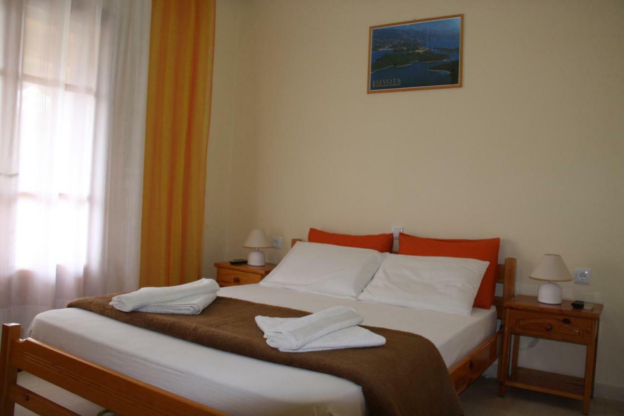 Katerina Rooms Sívota Esterno foto